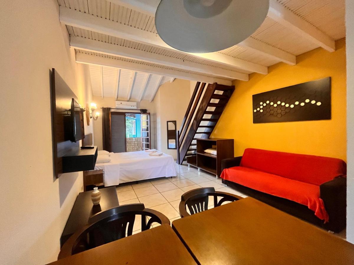 Delphin 8 Ilhabela